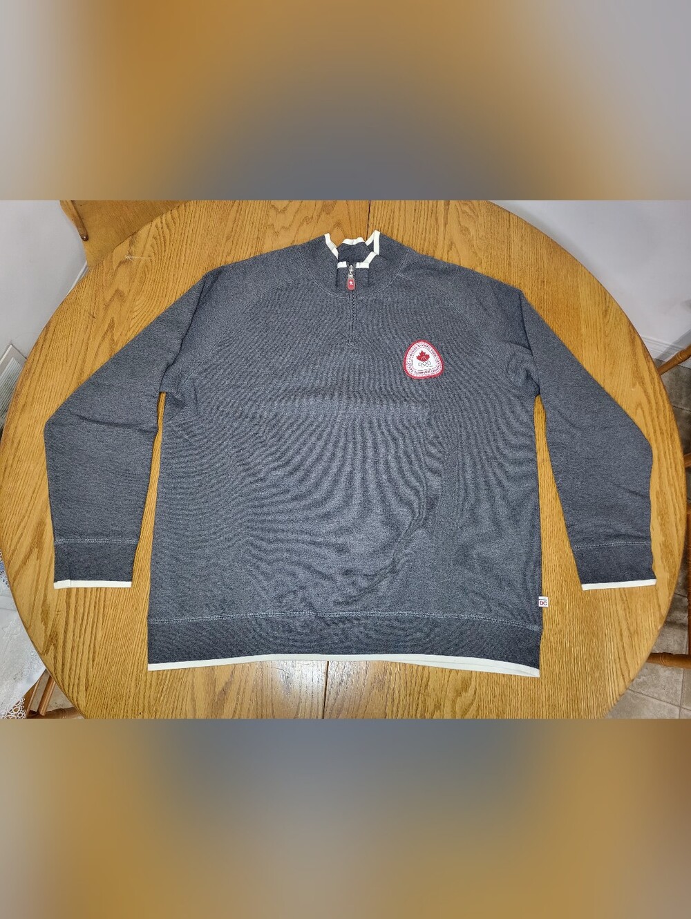 ✨️HBC Mens Canada Olympics Sweater XL